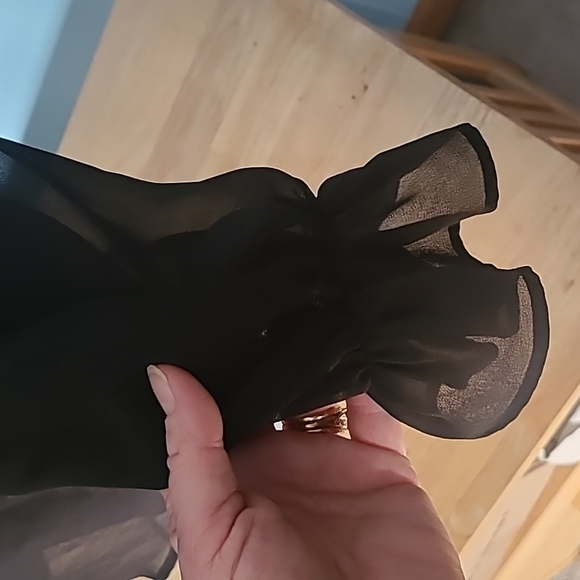 Eva Mendes Ladie's  Blouse - Picture 3 of 7